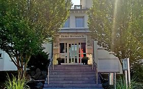 Hotel Weissach Am Neuenbuehl